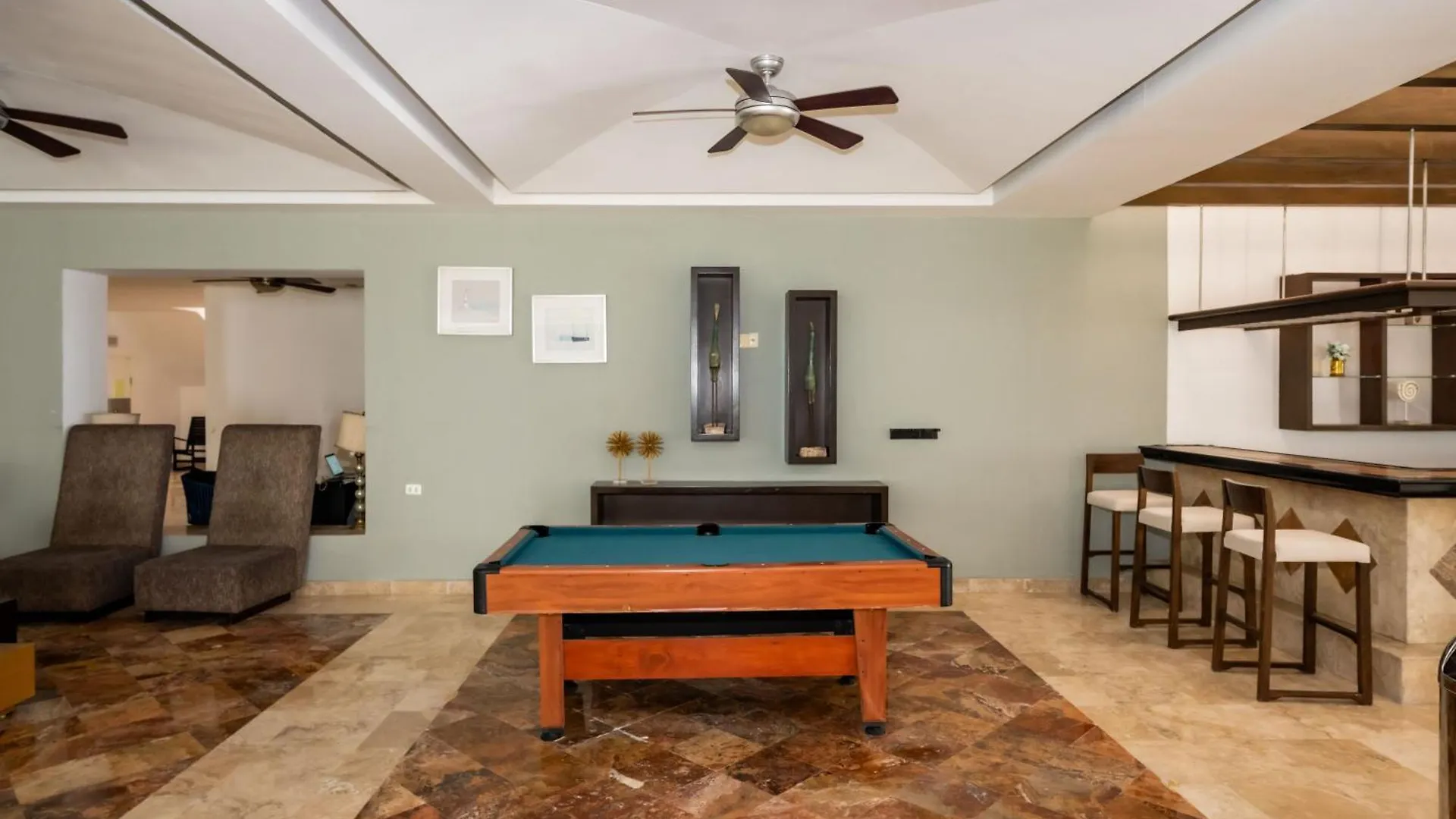 Villa Oceanfront In Hotel Complex Cancun