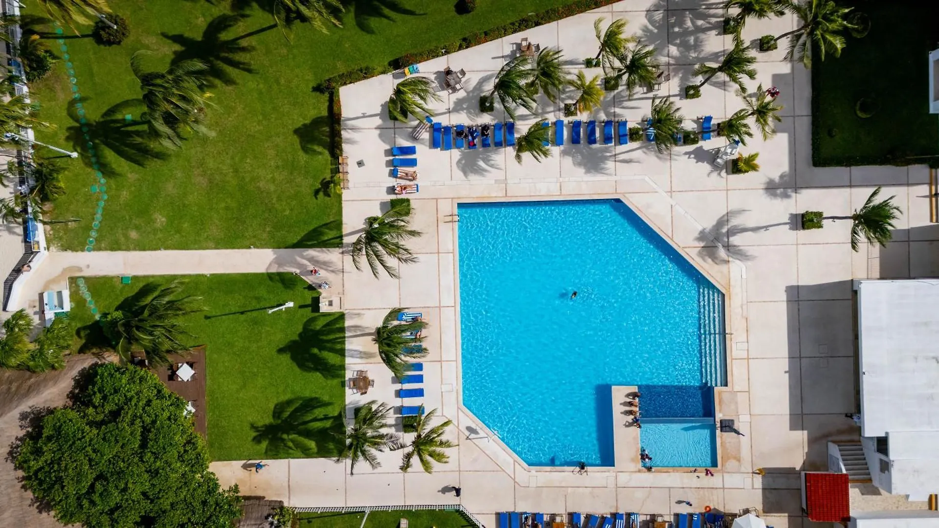 Villa Oceanfront In Hotel Complex Cancun Mexico