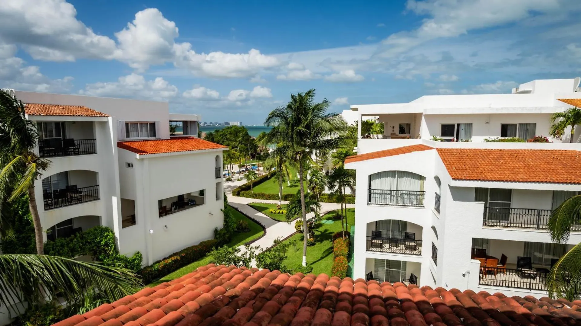 Villa Oceanfront In Hotel Complex Cancun Aparthotel