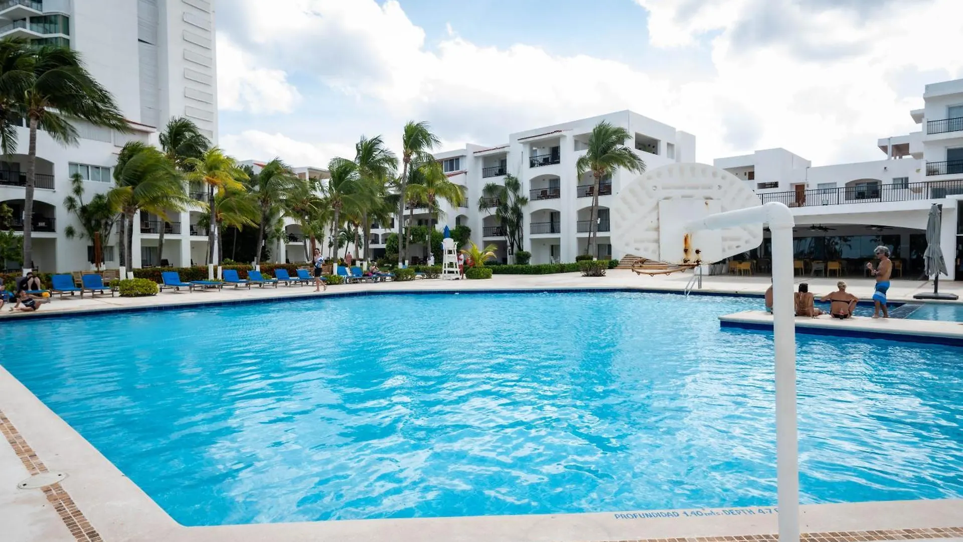 Villa Oceanfront In Hotel Complex Cancun Aparthotel
