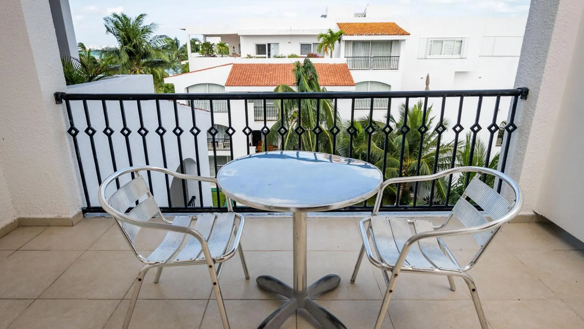 Villa Oceanfront In Hotel Complex Cancun 0*,